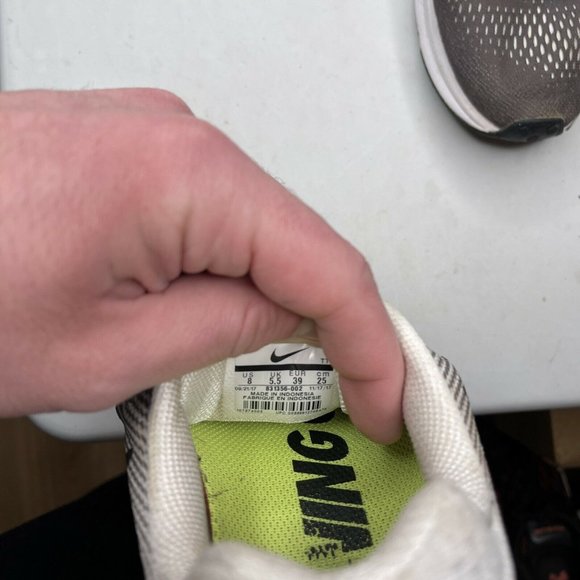 Nike Air Zoom Pegasus 33 Running Shoe Women Size 8 Gray White Sneaker 831356-002 - Picture 7 of 11